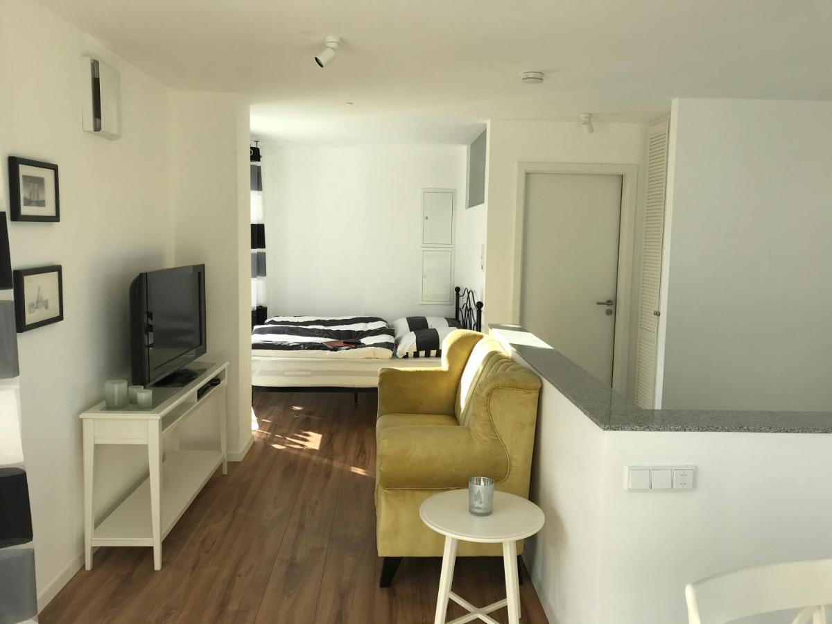 Attika Ferienwohnung In Freiburg -Gundelfingen Mit Grosser Dachterrasse Zewnętrze zdjęcie